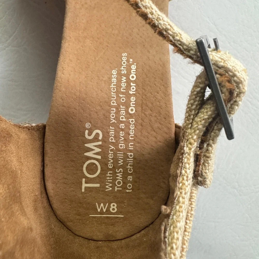 Toms strappy cork